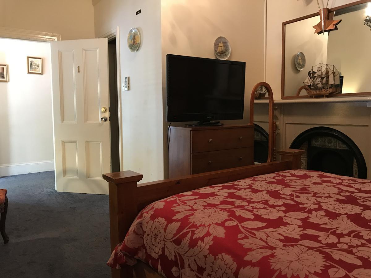 Terrace Central B&B Hotel Fremantle Buitenkant foto