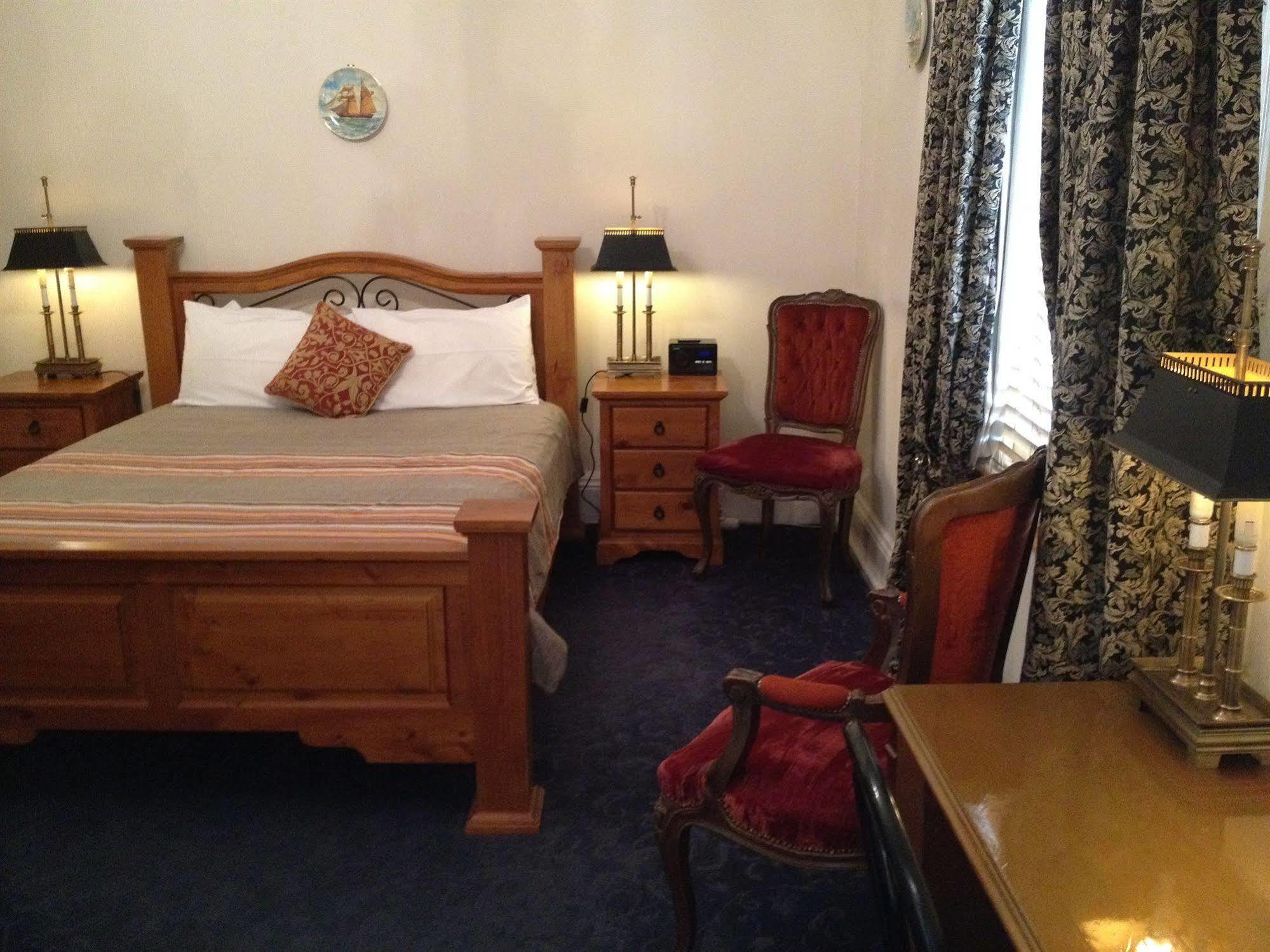 Terrace Central B&B Hotel Fremantle Buitenkant foto